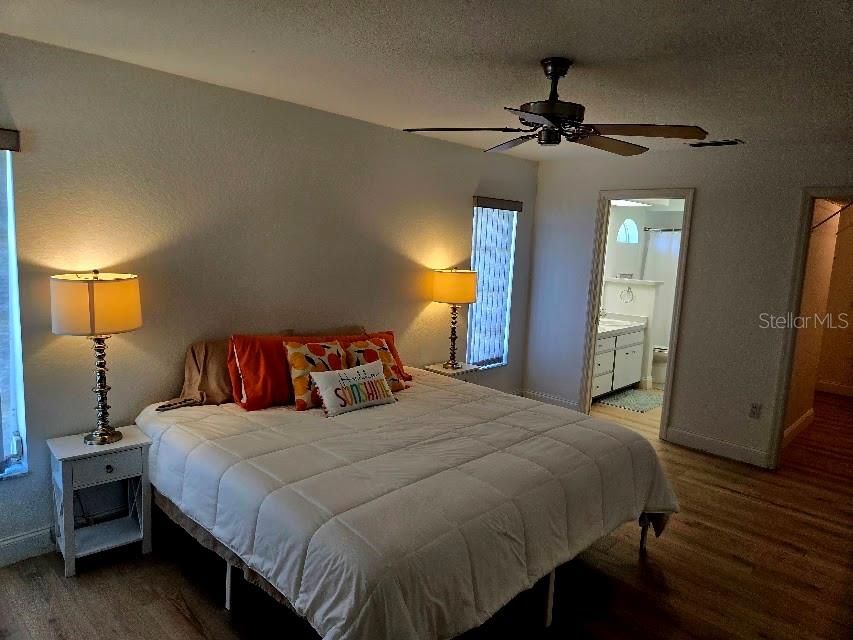 For Sale: $550,000 (2 beds, 2 baths, 1574 Square Feet)