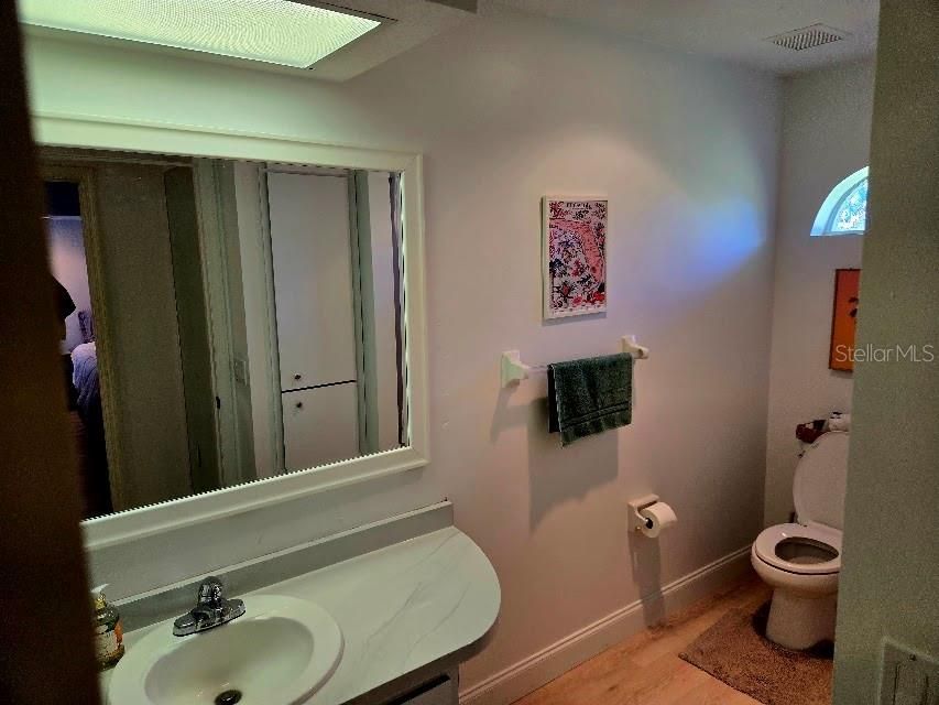 For Sale: $550,000 (2 beds, 2 baths, 1574 Square Feet)