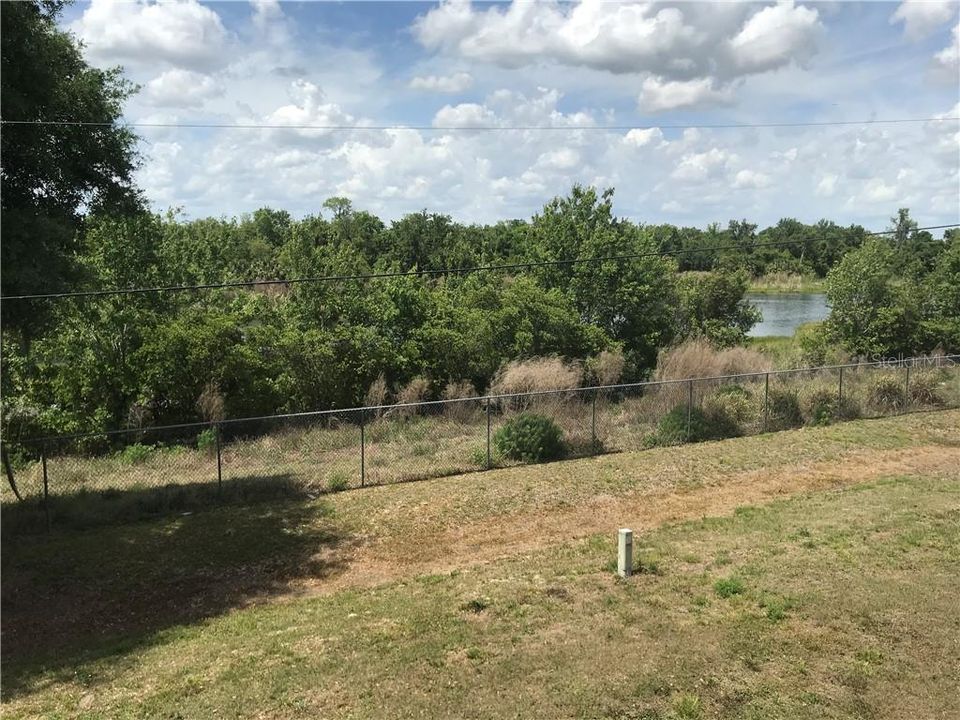 出租: $1,490 (2 贝兹, 1 浴室, 942 平方英尺)