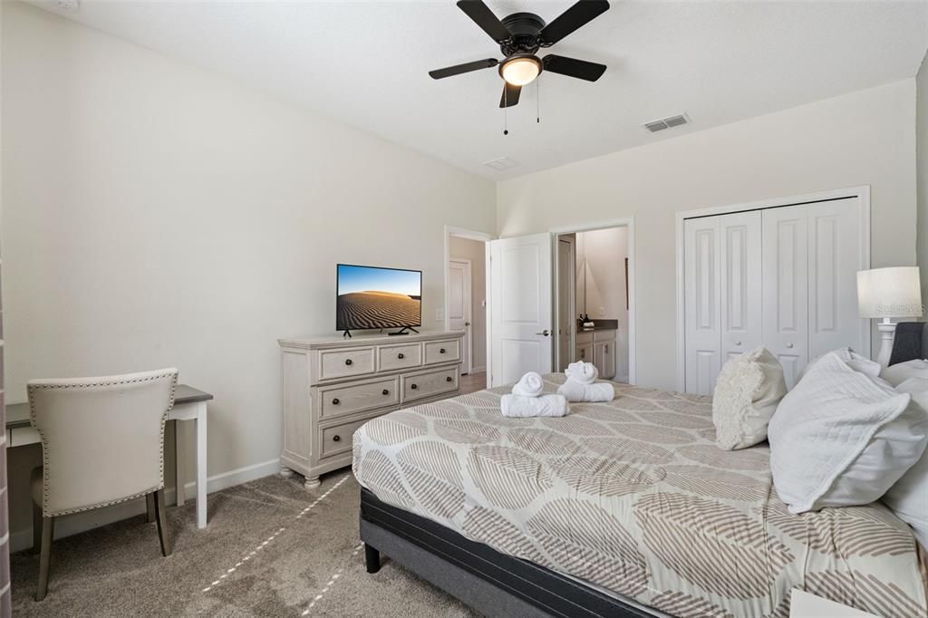 Active With Contract: $785,000 (6 beds, 6 baths, 3888 Square Feet)