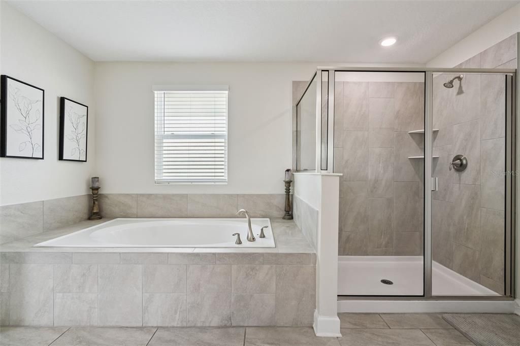 Active With Contract: $785,000 (6 beds, 6 baths, 3888 Square Feet)