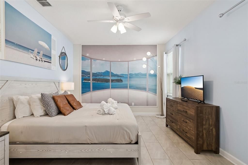 Active With Contract: $785,000 (6 beds, 6 baths, 3888 Square Feet)