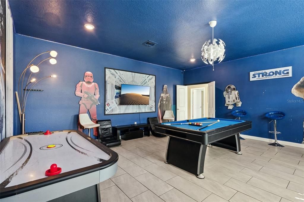 Active With Contract: $785,000 (6 beds, 6 baths, 3888 Square Feet)