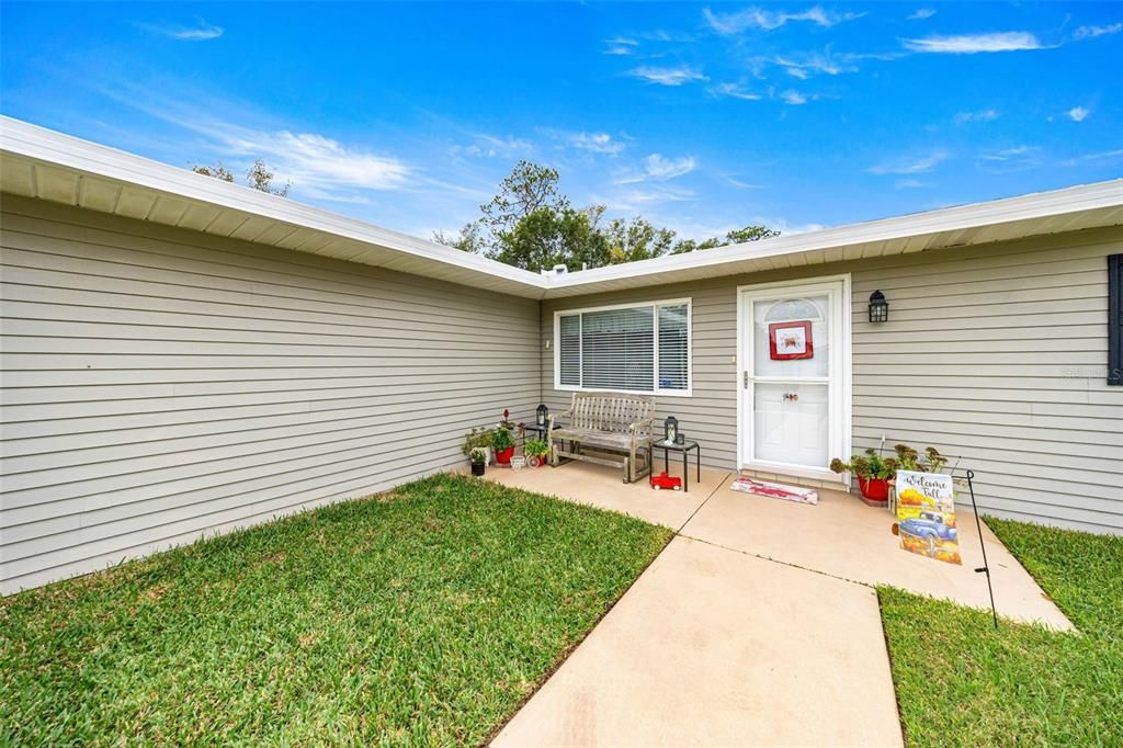 Active With Contract: $213,000 (3 beds, 2 baths, 1482 Square Feet)