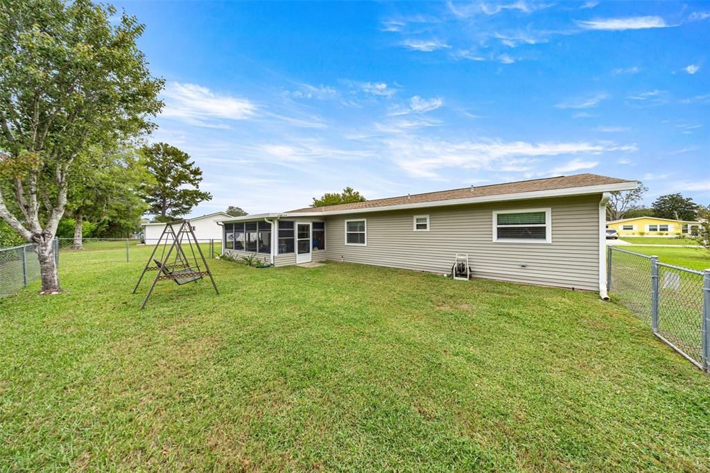 Active With Contract: $213,000 (3 beds, 2 baths, 1482 Square Feet)