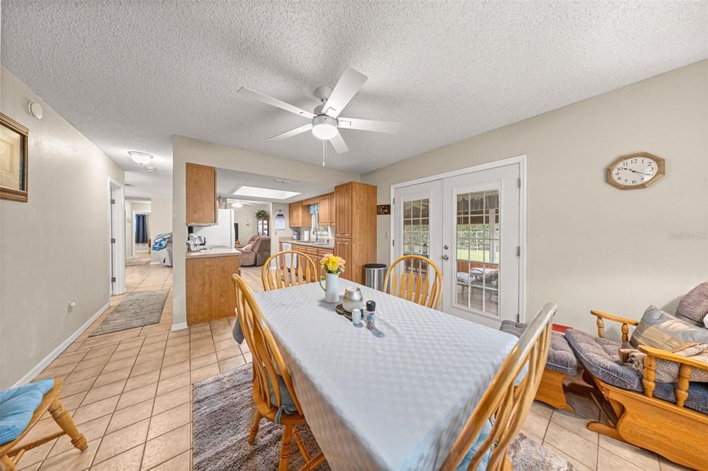 Active With Contract: $213,000 (3 beds, 2 baths, 1482 Square Feet)