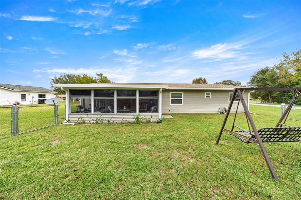 Active With Contract: $213,000 (3 beds, 2 baths, 1482 Square Feet)