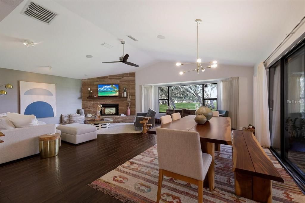 出租: $6,000 (3 贝兹, 3 浴室, 2686 平方英尺)