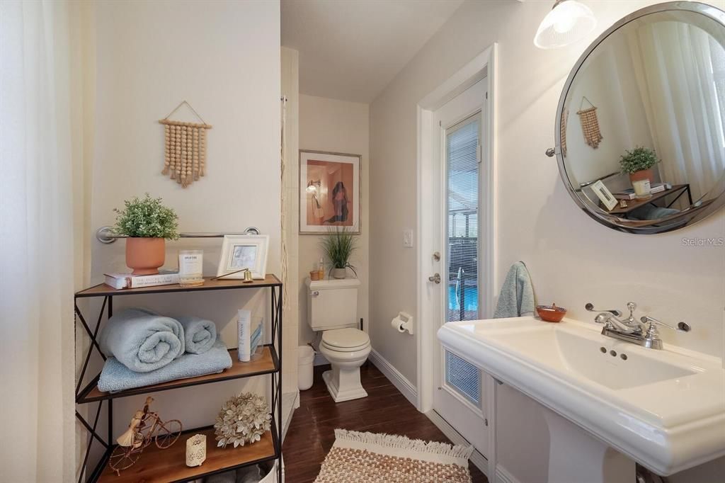 出租: $6,000 (3 贝兹, 3 浴室, 2686 平方英尺)