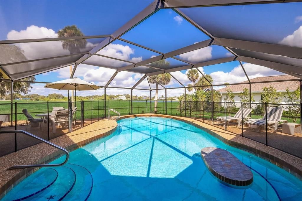 出租: $6,000 (3 贝兹, 3 浴室, 2686 平方英尺)