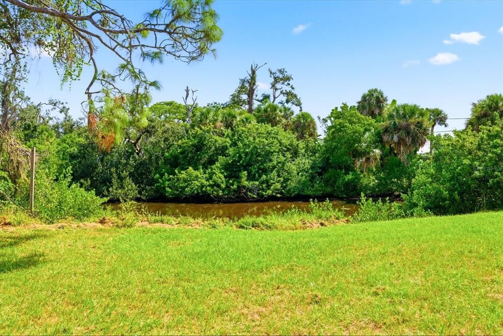 For Sale: $499,000 (2 beds, 2 baths, 2252 Square Feet)