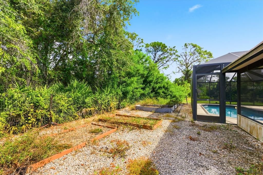 For Sale: $499,000 (2 beds, 2 baths, 2252 Square Feet)