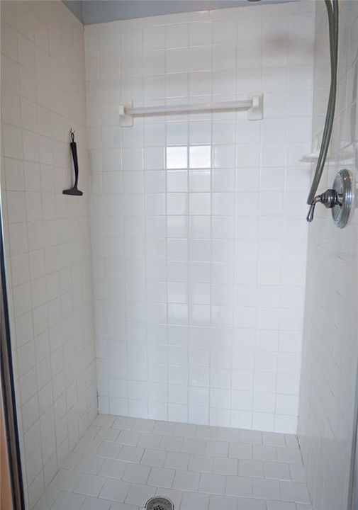 Activo con contrato: $484,900 (4 camas, 2 baños, 1962 Pies cuadrados)