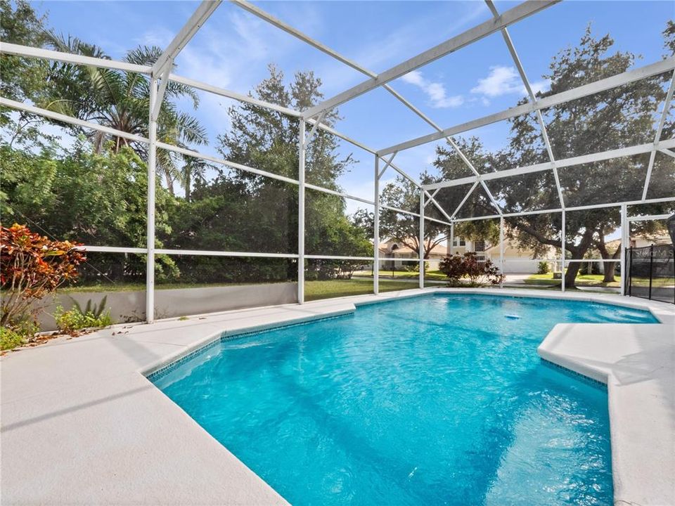 出租: $3,570 (4 贝兹, 2 浴室, 2238 平方英尺)