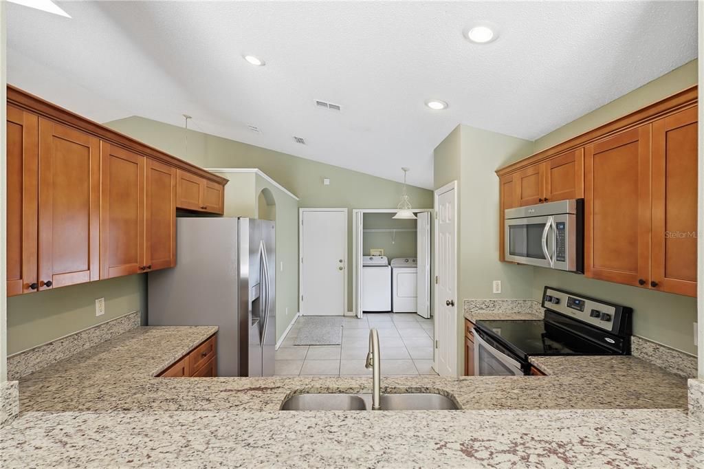 For Sale: $395,000 (3 beds, 2 baths, 1571 Square Feet)