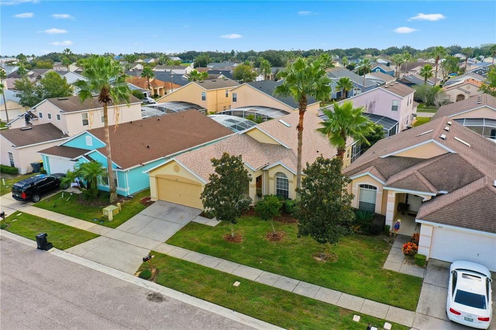 For Sale: $395,000 (3 beds, 2 baths, 1571 Square Feet)