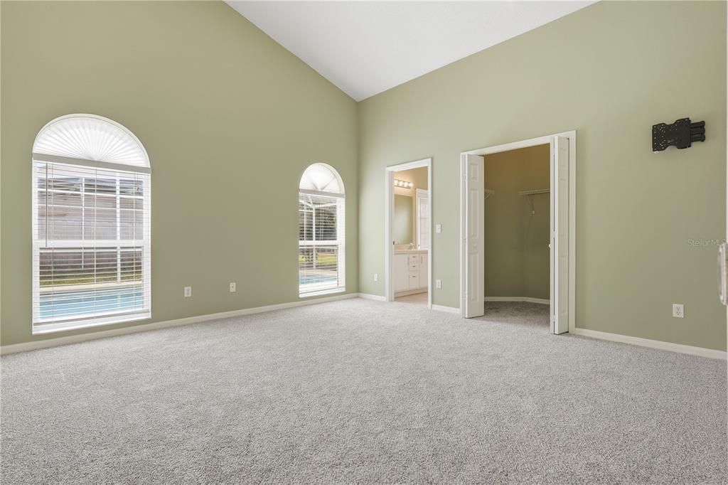 For Sale: $395,000 (3 beds, 2 baths, 1571 Square Feet)