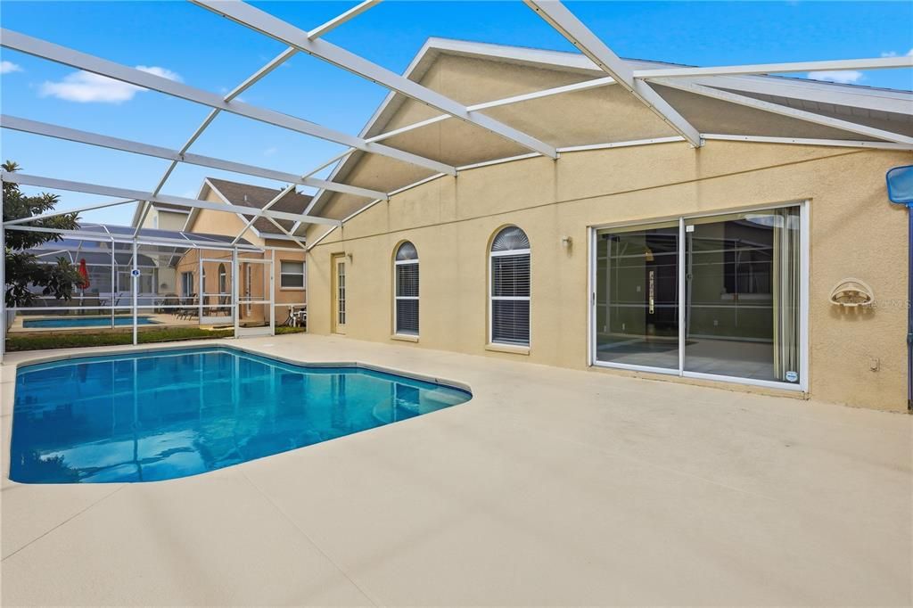 For Sale: $395,000 (3 beds, 2 baths, 1571 Square Feet)