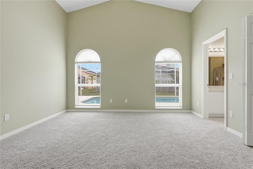 For Sale: $395,000 (3 beds, 2 baths, 1571 Square Feet)