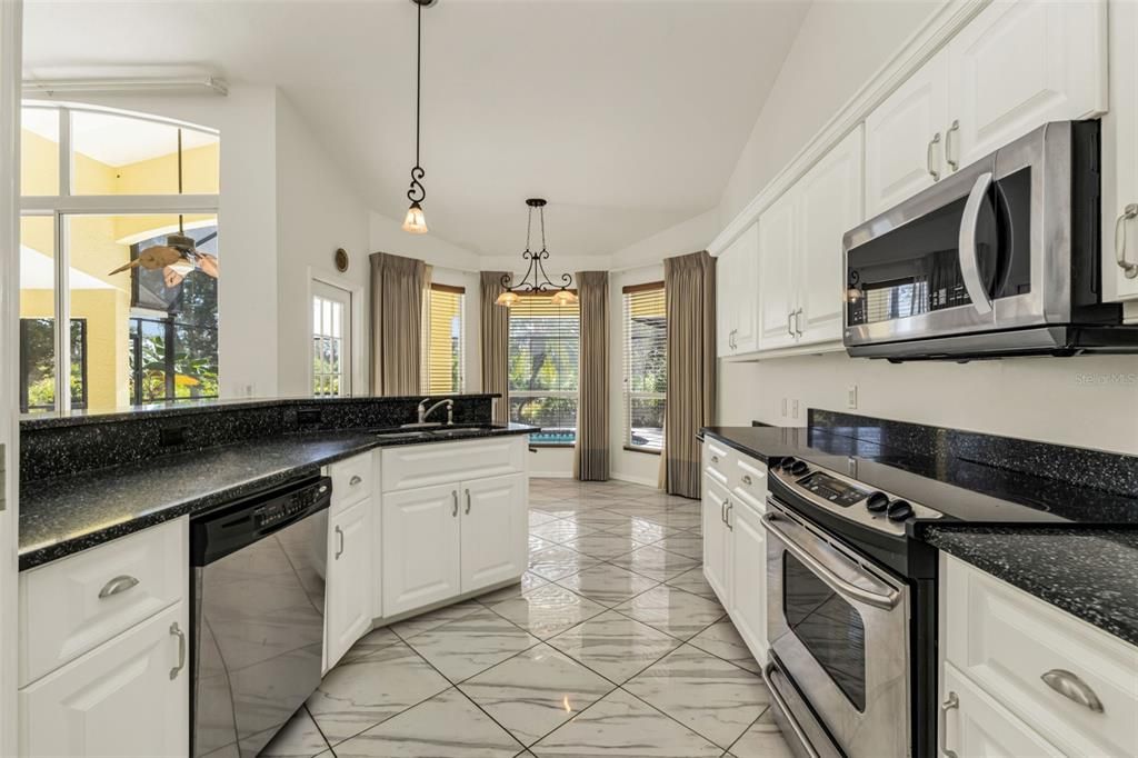 Active With Contract: $353,000 (3 beds, 2 baths, 1766 Square Feet)