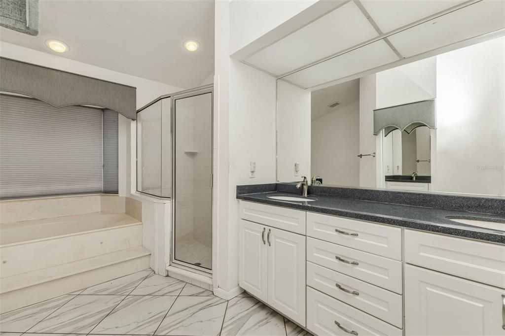 Active With Contract: $353,000 (3 beds, 2 baths, 1766 Square Feet)