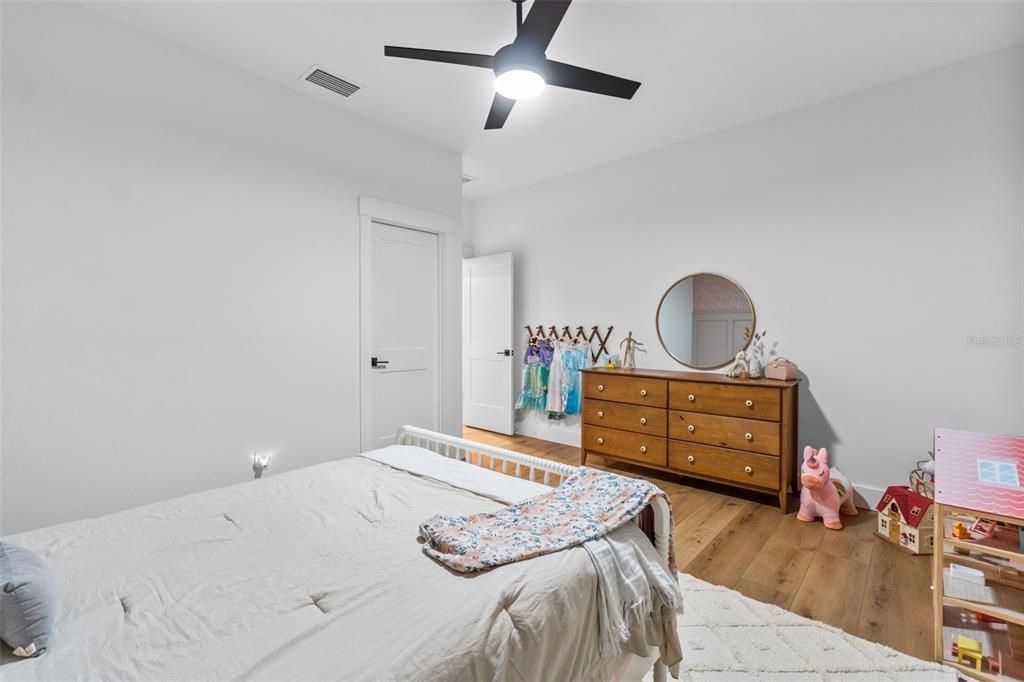 For Sale: $1,100,000 (5 beds, 3 baths, 3230 Square Feet)