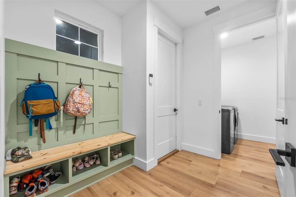 For Sale: $1,100,000 (5 beds, 3 baths, 3230 Square Feet)