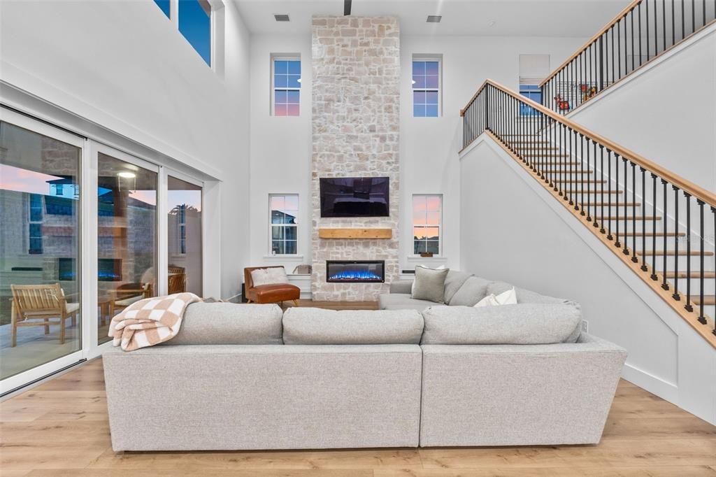 For Sale: $1,100,000 (5 beds, 3 baths, 3230 Square Feet)