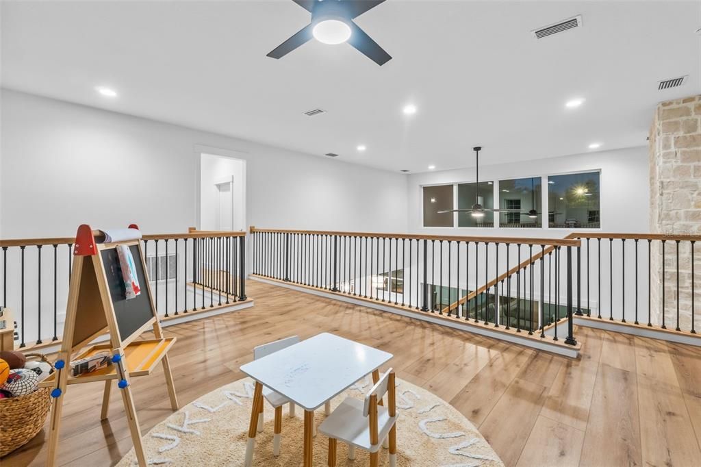 For Sale: $1,100,000 (5 beds, 3 baths, 3230 Square Feet)