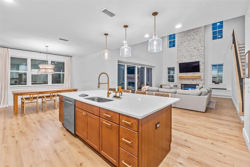 For Sale: $1,100,000 (5 beds, 3 baths, 3230 Square Feet)