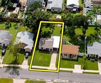 For Sale: $315,000 (2 beds, 1 baths, 910 Square Feet)