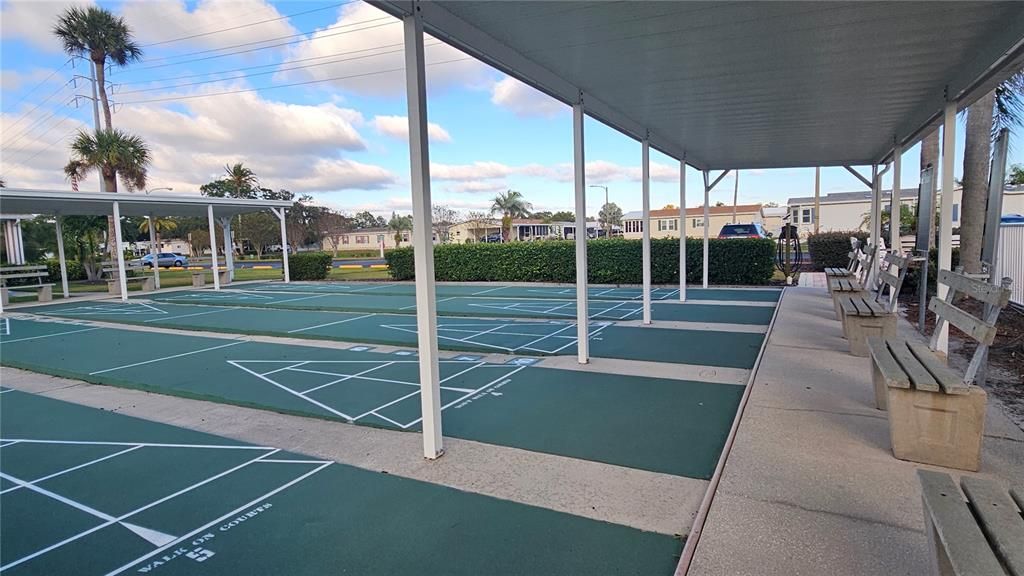 For Sale: $145,000 (3 beds, 2 baths, 2300 Square Feet)