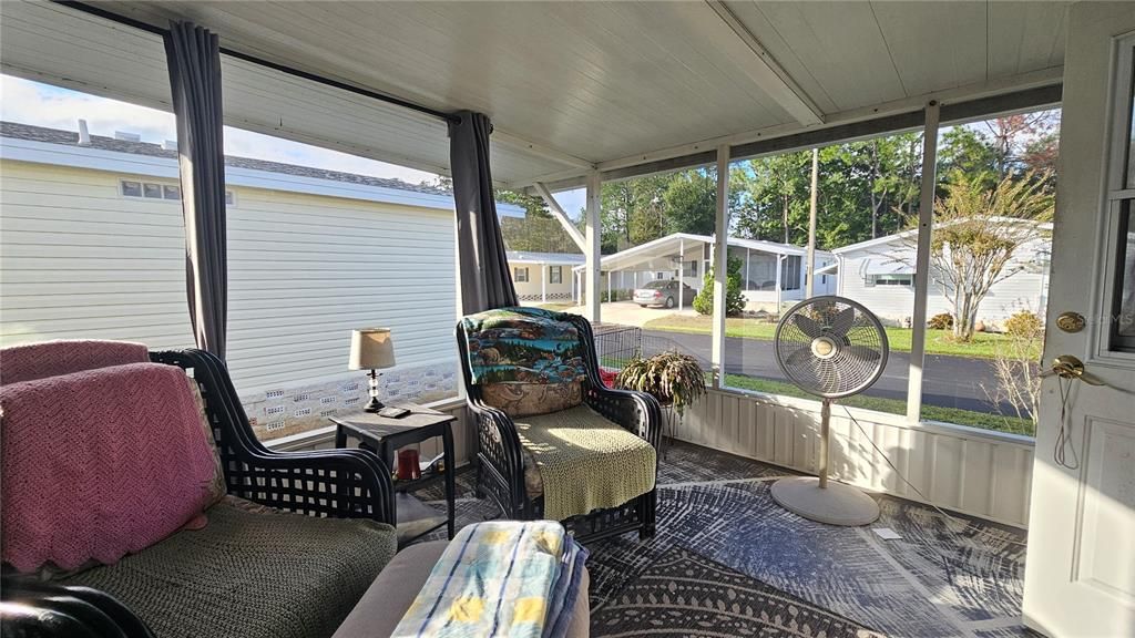 For Sale: $145,000 (3 beds, 2 baths, 2300 Square Feet)