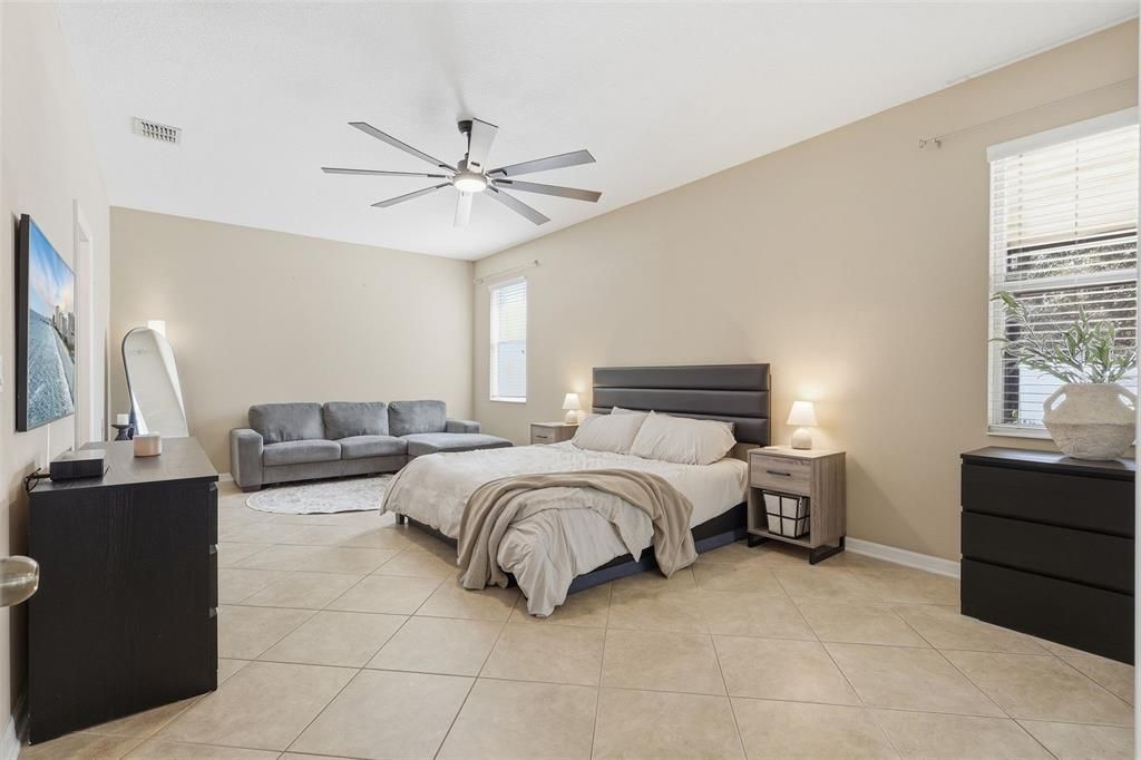 For Sale: $479,000 (4 beds, 2 baths, 2112 Square Feet)