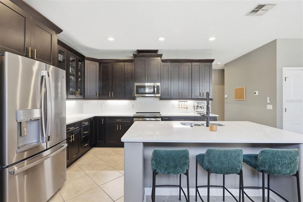 For Sale: $479,000 (4 beds, 2 baths, 2112 Square Feet)