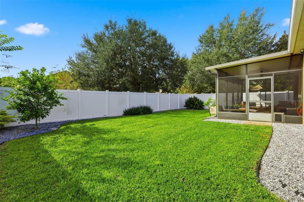 For Sale: $479,000 (4 beds, 2 baths, 2112 Square Feet)