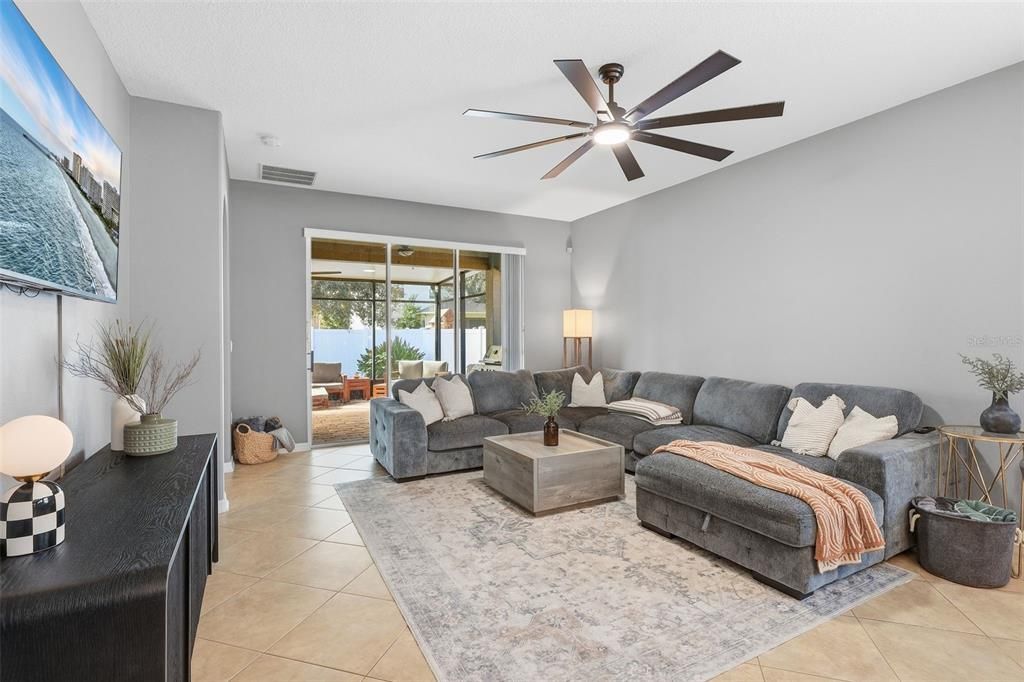 For Sale: $479,000 (4 beds, 2 baths, 2112 Square Feet)