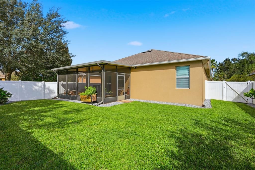 For Sale: $479,000 (4 beds, 2 baths, 2112 Square Feet)
