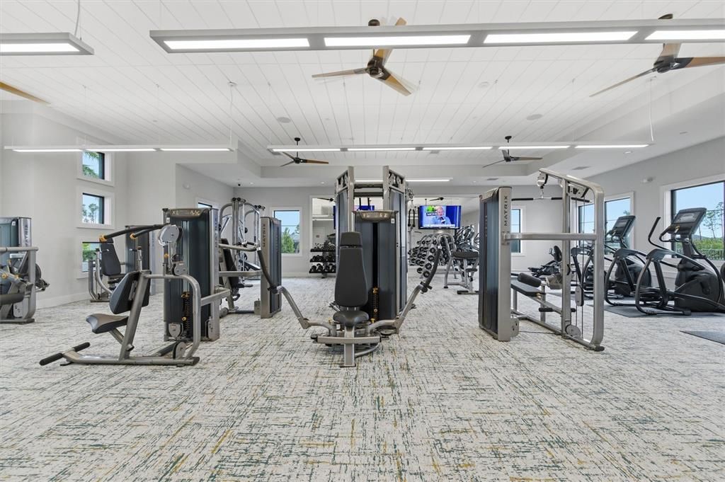 Active With Contract: $299,900 (2 beds, 2 baths, 1654 Square Feet)