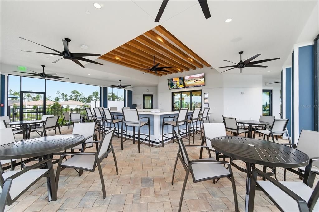 Active With Contract: $299,900 (2 beds, 2 baths, 1654 Square Feet)