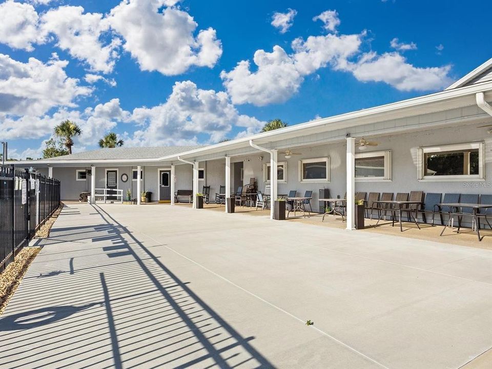 Под контрактом: $194,900 (2 спален, 2 ванн, 1108 Квадратных фут)