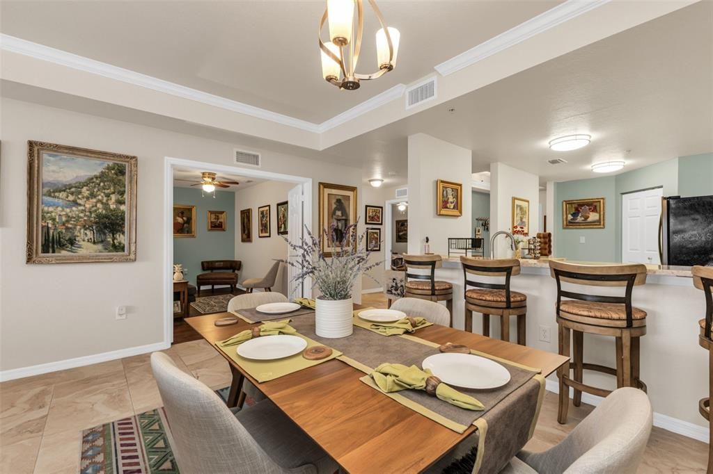 En Venta: $325,000 (2 camas, 2 baños, 1381 Pies cuadrados)