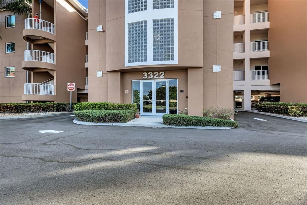 En Venta: $325,000 (2 camas, 2 baños, 1381 Pies cuadrados)