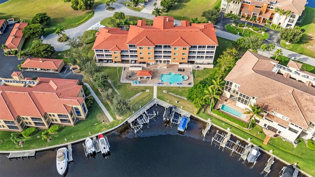 En Venta: $325,000 (2 camas, 2 baños, 1381 Pies cuadrados)