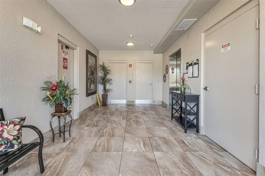 En Venta: $325,000 (2 camas, 2 baños, 1381 Pies cuadrados)