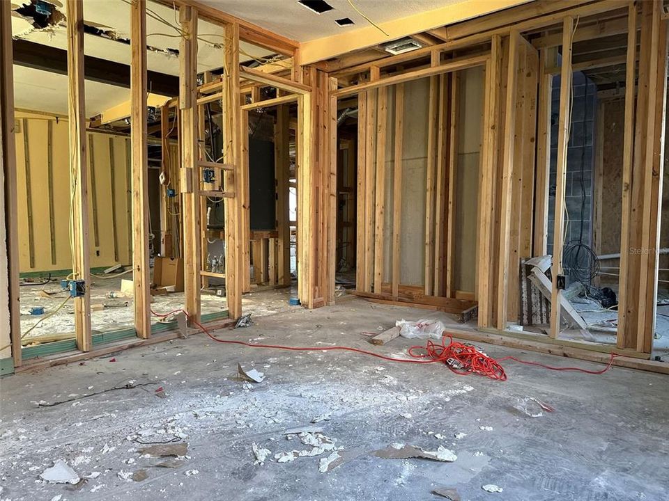 En Venta: $97,000 (3 camas, 2 baños, 1105 Pies cuadrados)