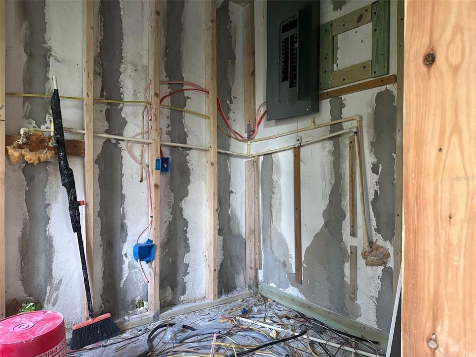 En Venta: $97,000 (3 camas, 2 baños, 1105 Pies cuadrados)