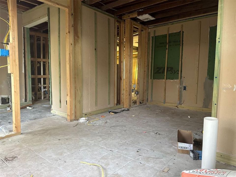 En Venta: $97,000 (3 camas, 2 baños, 1105 Pies cuadrados)