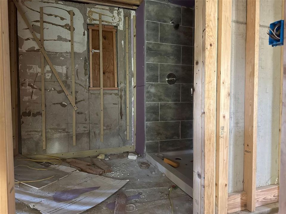 En Venta: $97,000 (3 camas, 2 baños, 1105 Pies cuadrados)