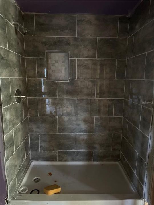 En Venta: $97,000 (3 camas, 2 baños, 1105 Pies cuadrados)